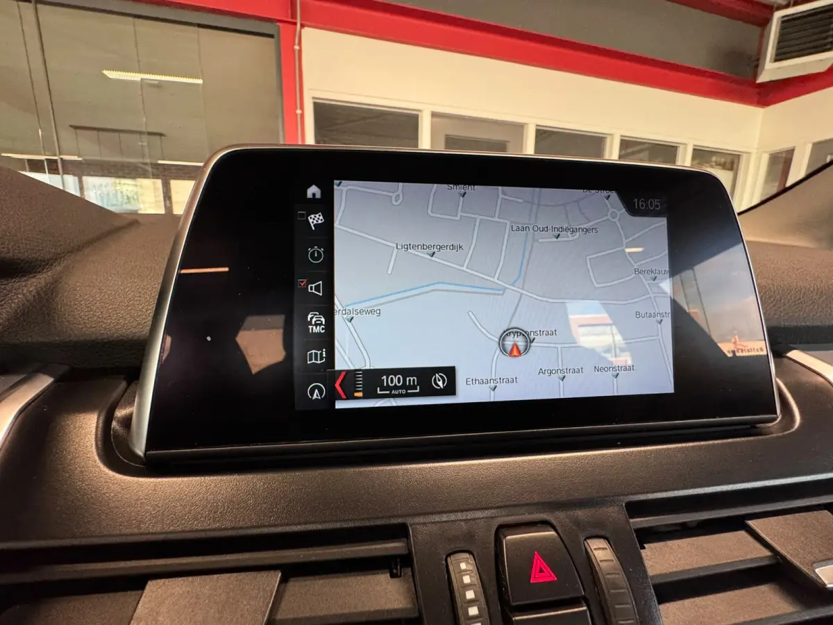 225xe iPerformance*Navigatie*Stoelverwarming*Half leder*Cruise Control*