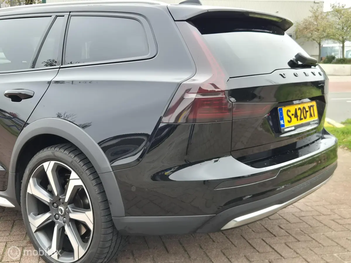 2.0 B5 AWD Ultimate Polestar|Pano|360°