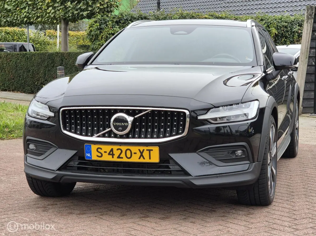 2.0 B5 AWD Ultimate Polestar|Pano|360°