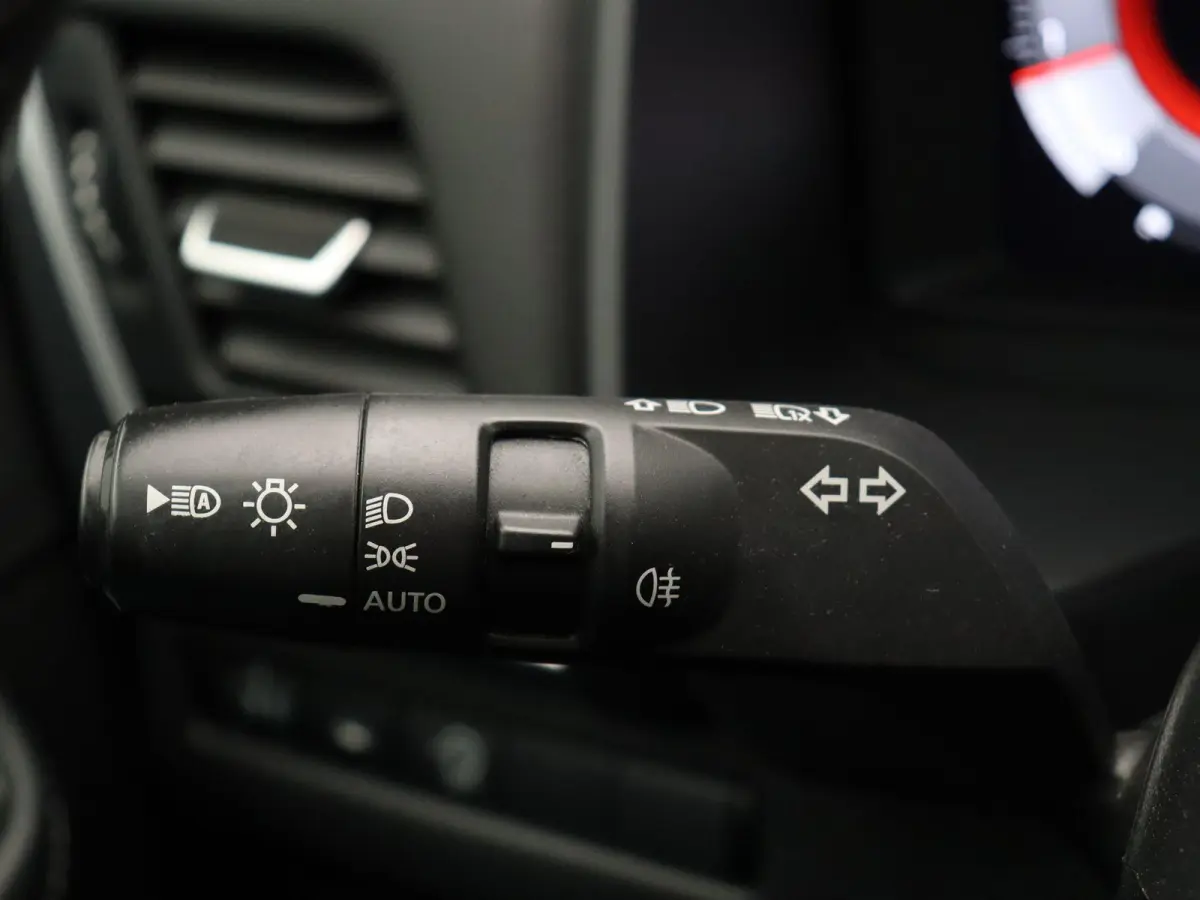 158pk MHEV N-Connecta | Trekhaak | 1650KG Trekgewicht! | Dealeronderhouden! | Lichtmetalen velgen | Achteruitrijcamera | Adaptive Cruise Control |
