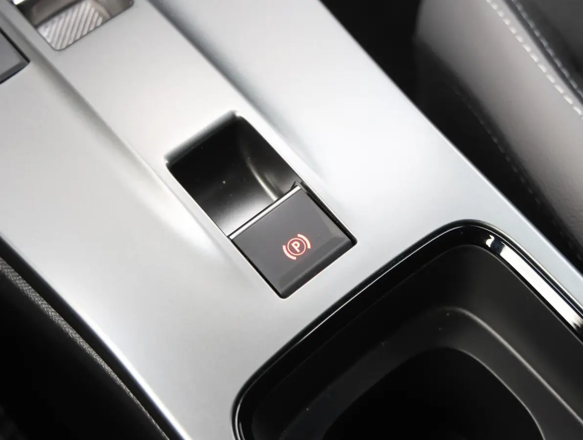 1.2 Turbo Hybrid GS | Draadloos Apple Carplay en Android Auto | Camera | Dodehoek detectie