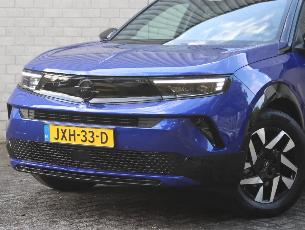 1.2 Turbo Hybrid GS | Draadloos Apple Carplay en Android Auto | Camera | Dodehoek detectie