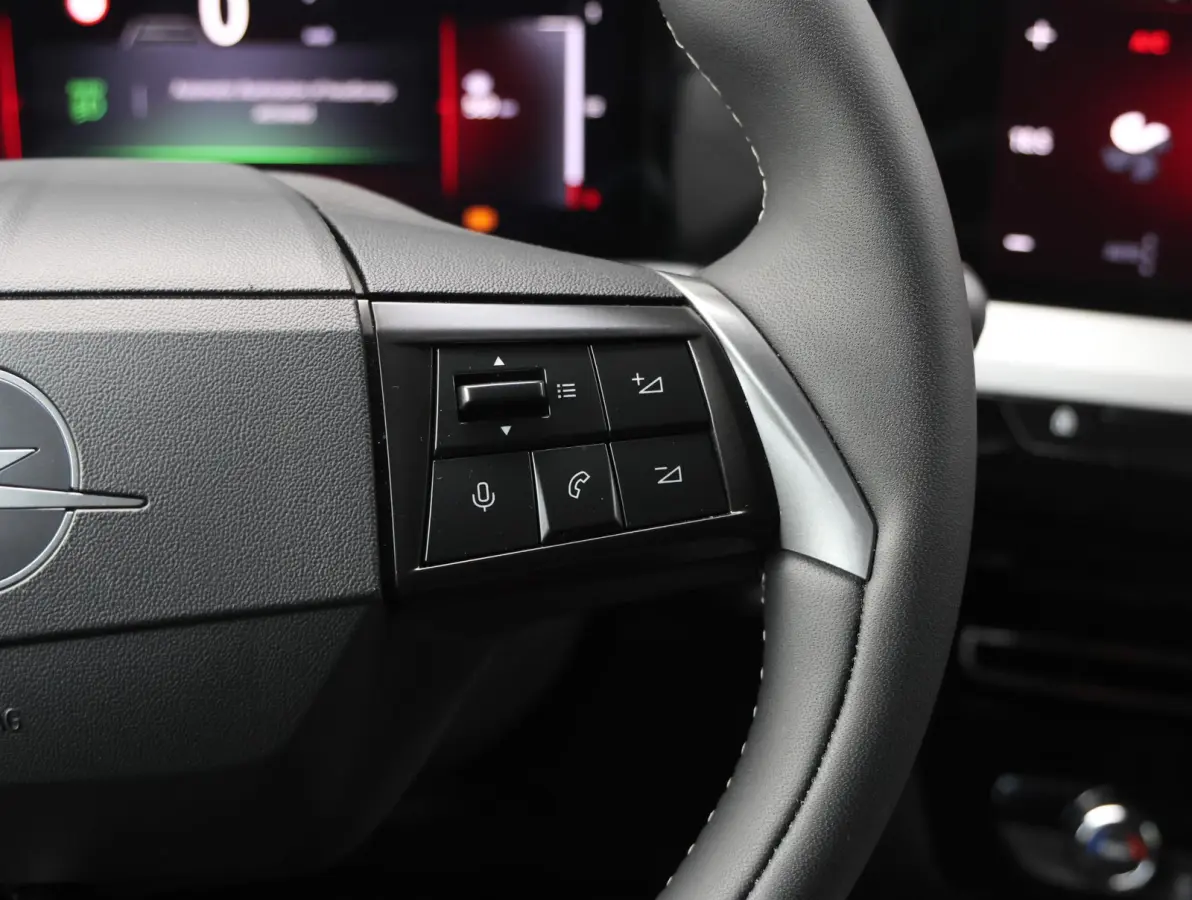 1.2 Turbo Hybrid GS | Draadloos Apple Carplay en Android Auto | Camera | Dodehoek detectie