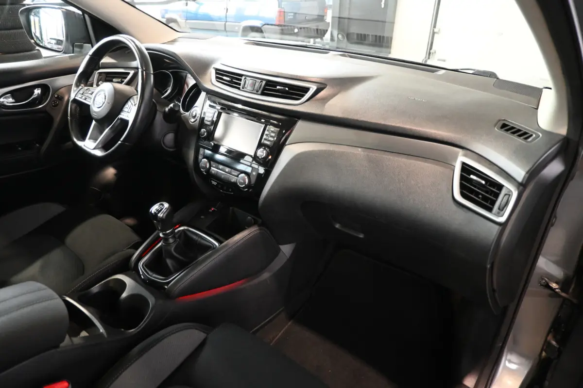 1.2 N-Connecta Clima Cruise Panoramadak Navigatie Camera PDC Afneembare Trekhaak Inruil Mogelijk!