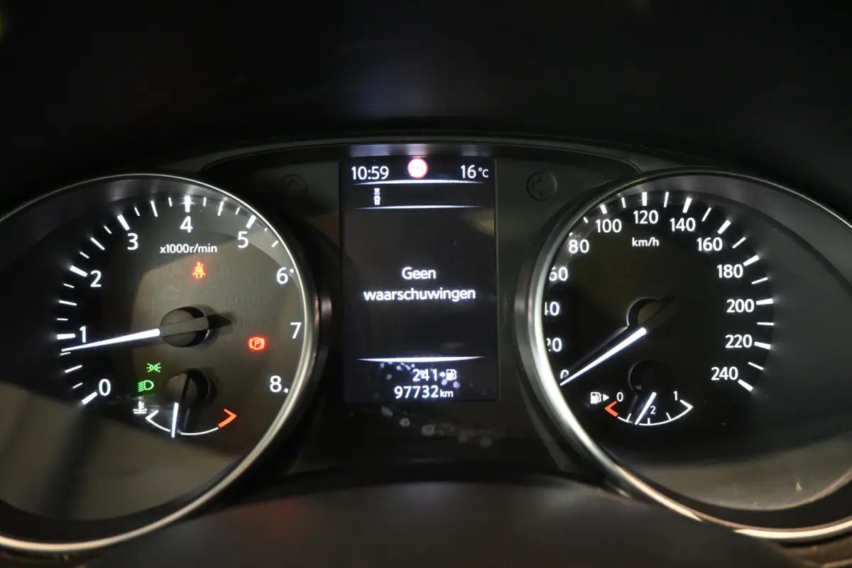1.2 N-Connecta Clima Cruise Panoramadak Navigatie Camera PDC Afneembare Trekhaak Inruil Mogelijk!