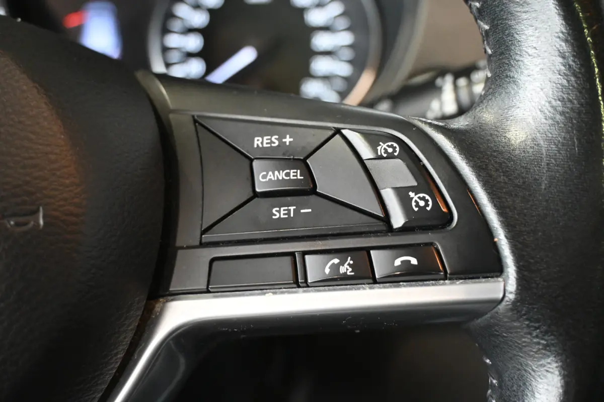 1.2 N-Connecta Clima Cruise Panoramadak Navigatie Camera PDC Afneembare Trekhaak Inruil Mogelijk!