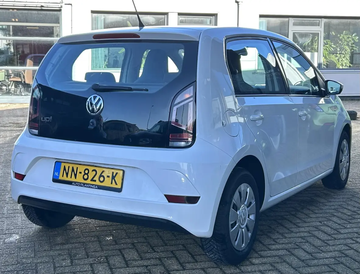 Up! 1.0 BMT move up! | NL AUTO | NAP | DEALERONDERHOUDEN | 5 Deurs | Airco | Bluetooth | DAB+ | Isofix | APK tot 04-07-2027 |