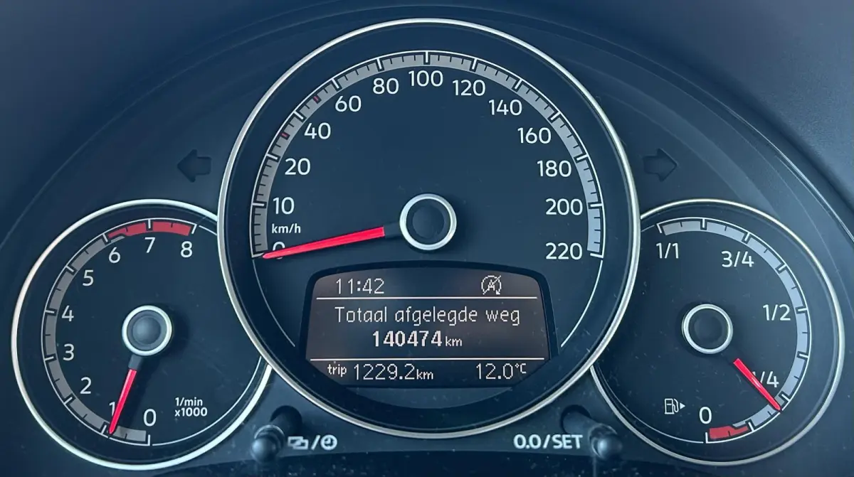Up! 1.0 BMT move up! | NL AUTO | NAP | DEALERONDERHOUDEN | 5 Deurs | Airco | Bluetooth | DAB+ | Isofix | APK tot 04-07-2027 |