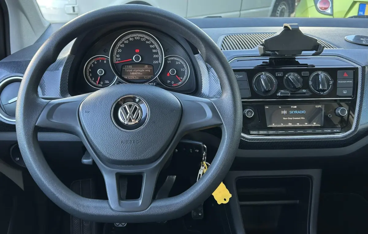 Up! 1.0 BMT move up! | NL AUTO | NAP | DEALERONDERHOUDEN | 5 Deurs | Airco | Bluetooth | DAB+ | Isofix | APK tot 04-07-2027 |