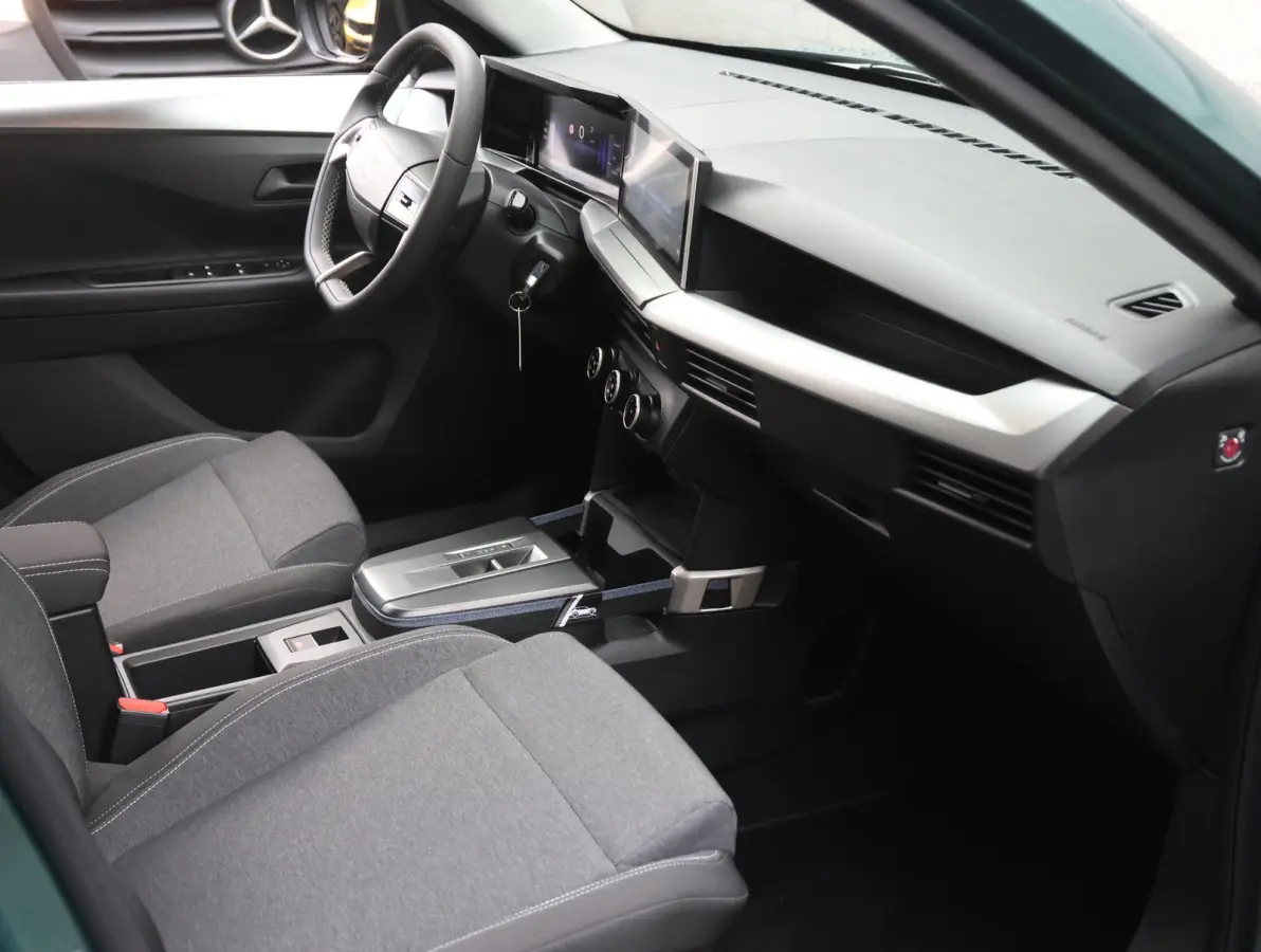 Edition 44 kWh | Accutest 94 % | Camera | Navigatie | Android Auto & Apple Carplay |