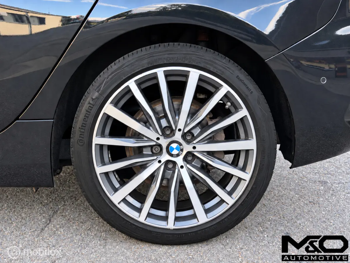 118i Sport High Executive |PANO |STOELVW |CAMERA