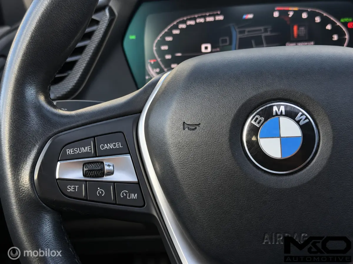 118i Sport High Executive |PANO |STOELVW |CAMERA