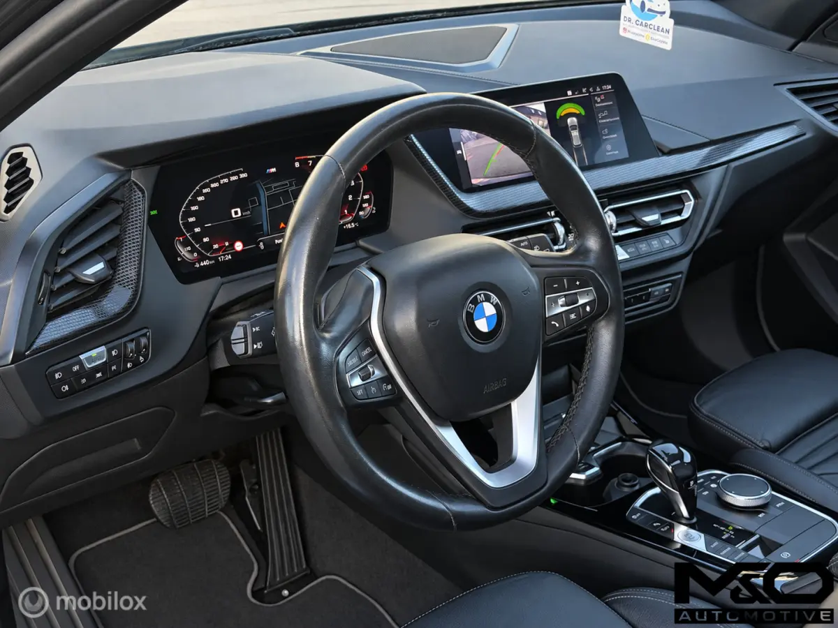 118i Sport High Executive |PANO |STOELVW |CAMERA