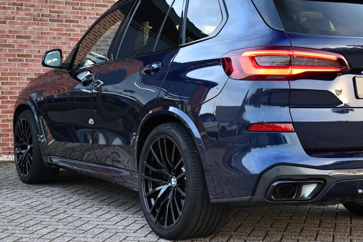 xDrive45e M-Sport Skylounge M-zetels ACC 360 H/K Massage-Ventilatie 4WS 22inch