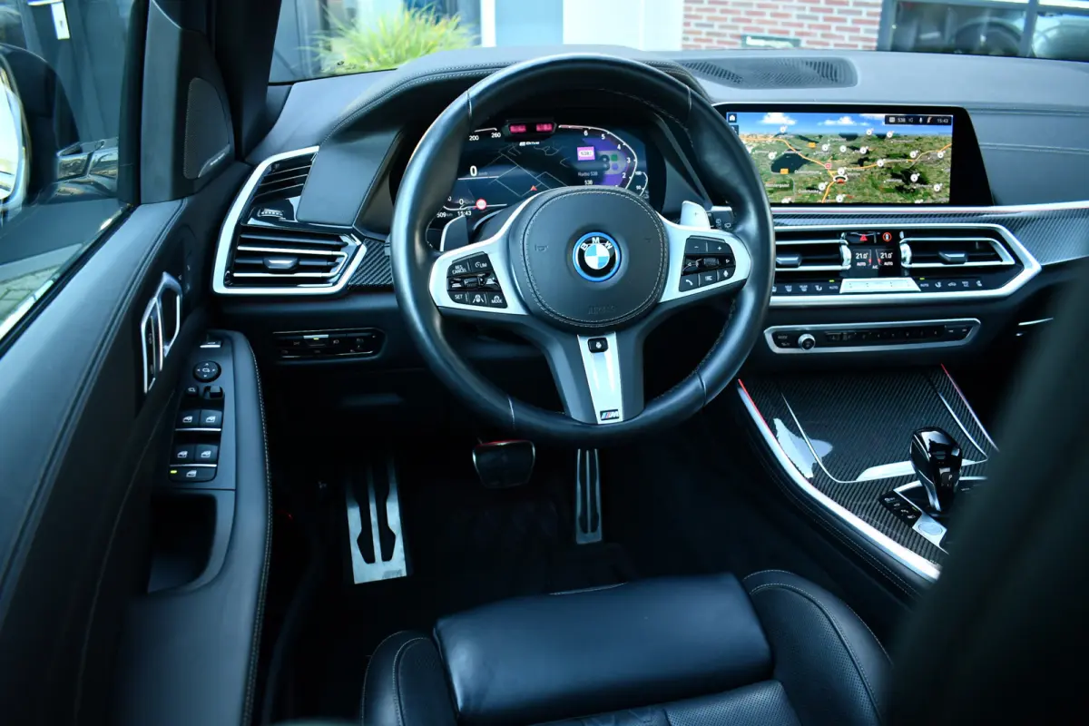 xDrive45e M-Sport Skylounge M-zetels ACC 360 H/K Massage-Ventilatie 4WS 22inch
