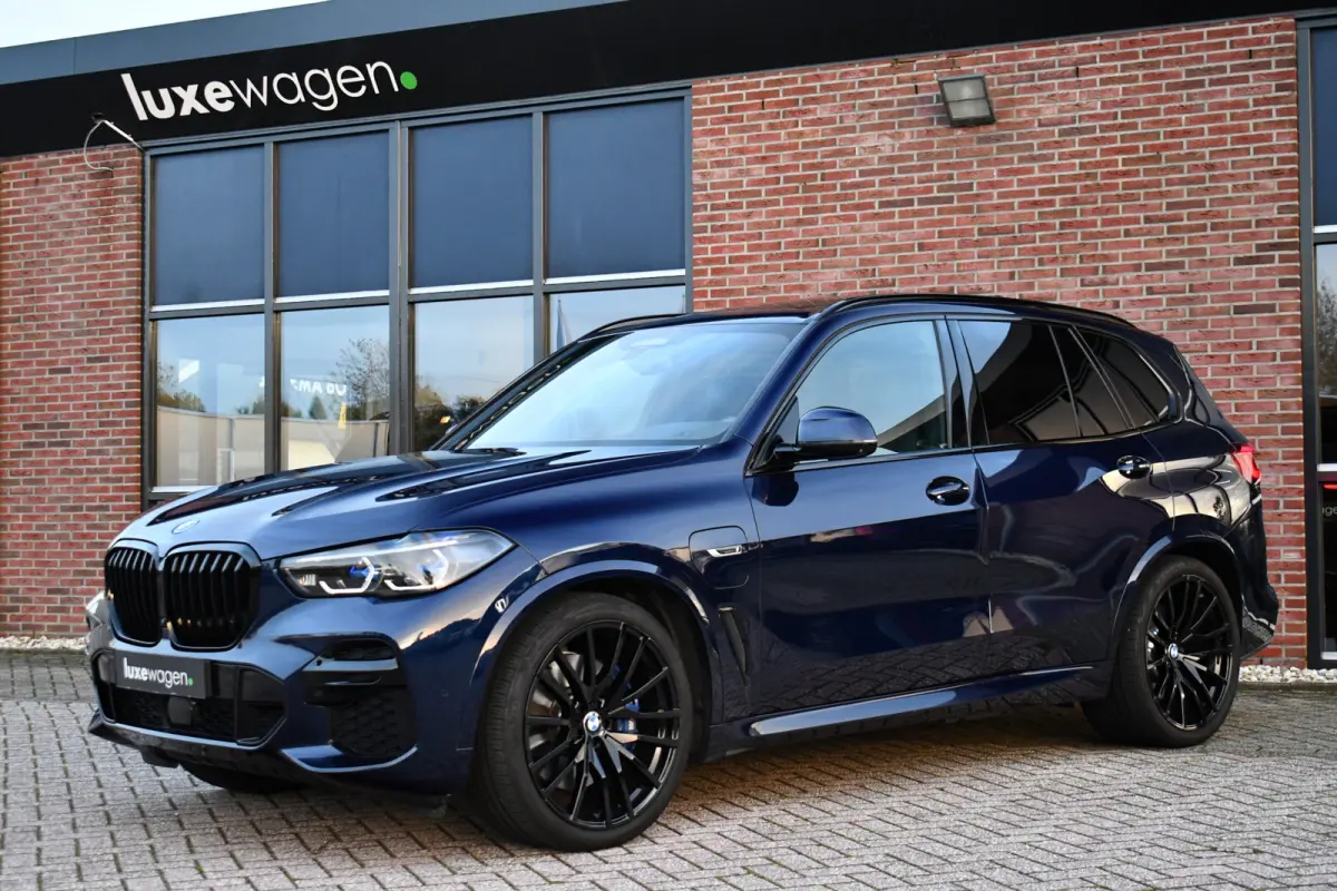xDrive45e M-Sport Skylounge M-zetels ACC 360 H/K Massage-Ventilatie 4WS 22inch