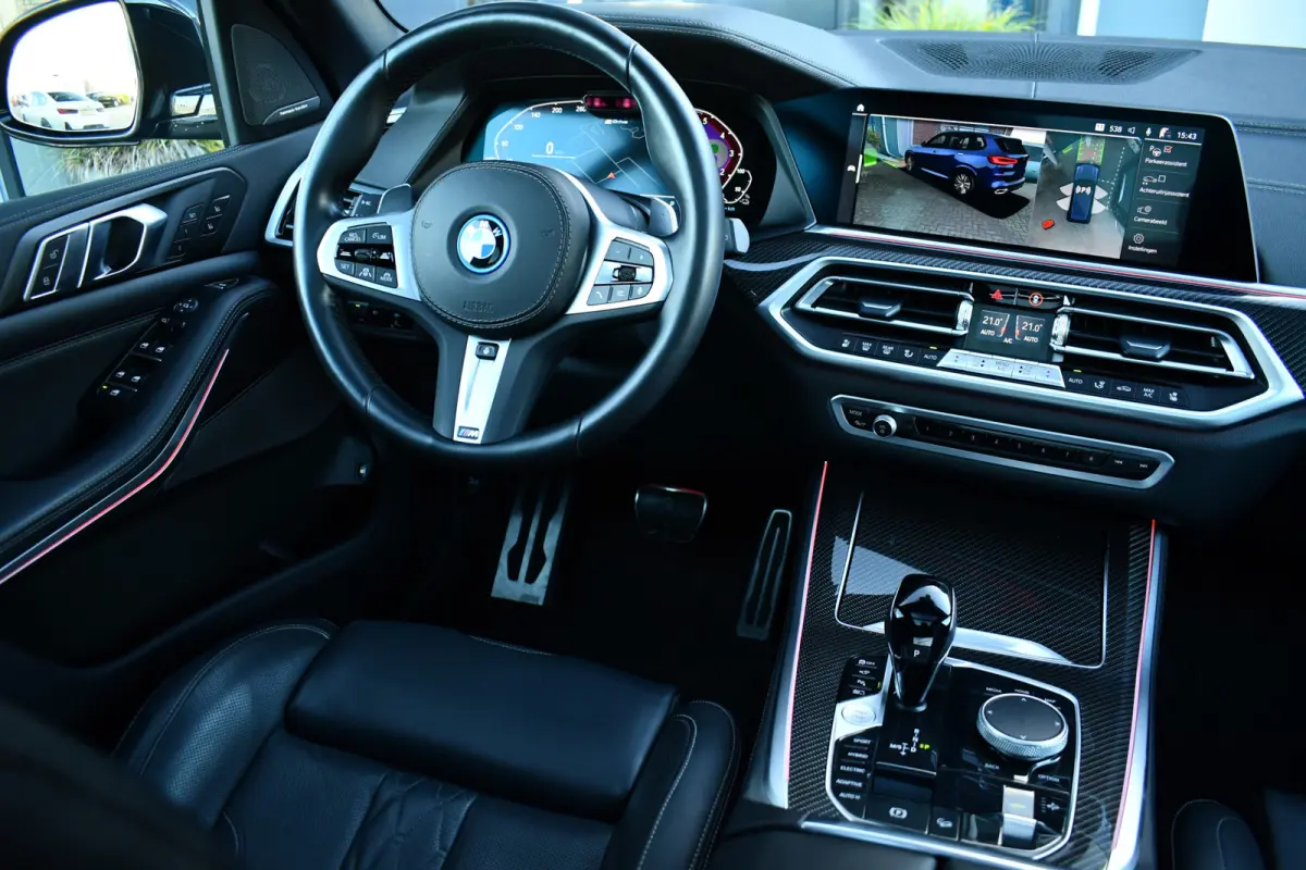 xDrive45e M-Sport Skylounge M-zetels ACC 360 H/K Massage-Ventilatie 4WS 22inch