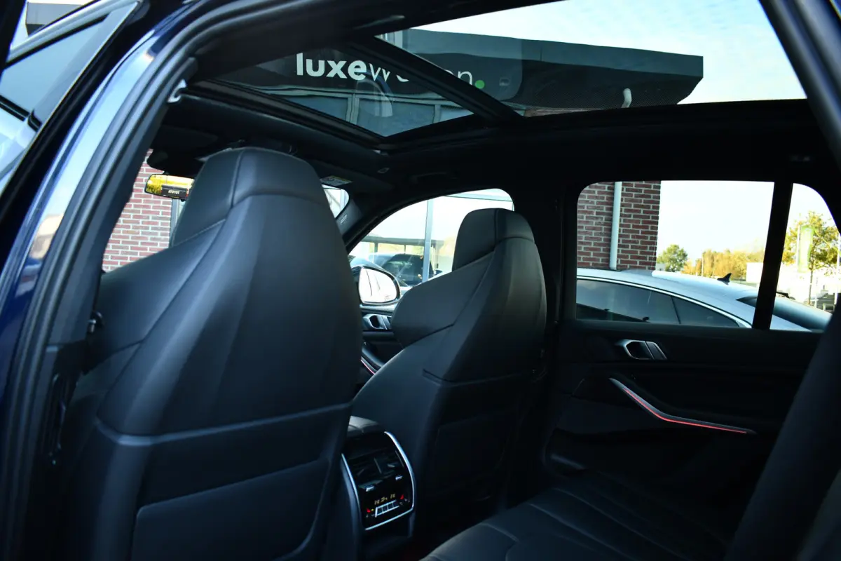 xDrive45e M-Sport Skylounge M-zetels ACC 360 H/K Massage-Ventilatie 4WS 22inch