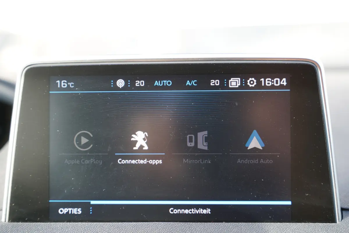 1.2 PureTech Allure 131pk | Automaat | Apple Carplay/Android Auto | Cruise control | Electronic climate control | Lichtmetalen velgen 18" | Parkeersensor voor en achter | Verkeersbord detect
