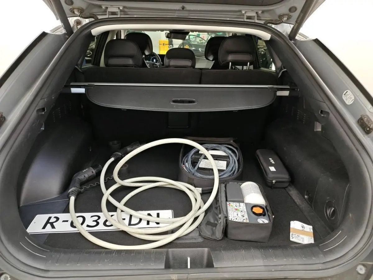 Plus 77.4 kWh SOH 100% I TREKHAAK I LEER I ORG.NL + NAP + DEALER O.H.