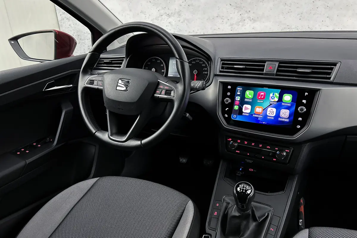 1.0 TSI Style Business Intense | Camera | Adaptieve cruise control | Navigatie