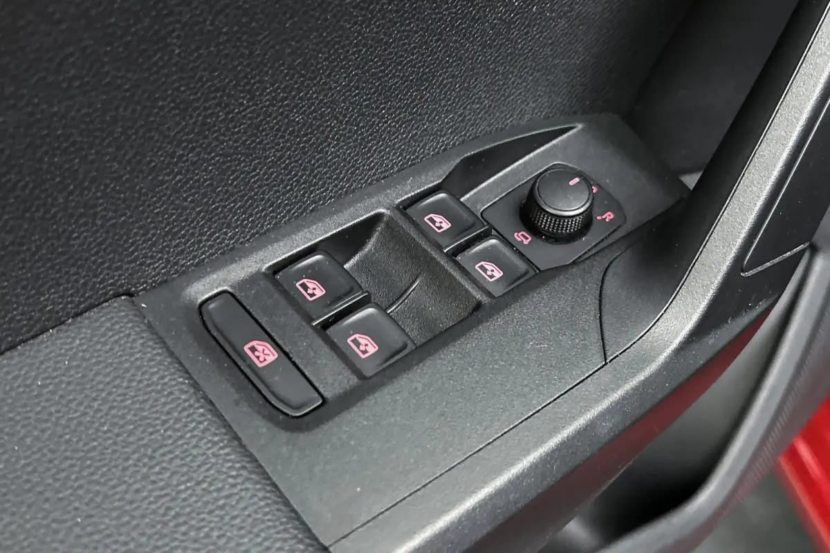 1.0 TSI Style Business Intense | Camera | Adaptieve cruise control | Navigatie