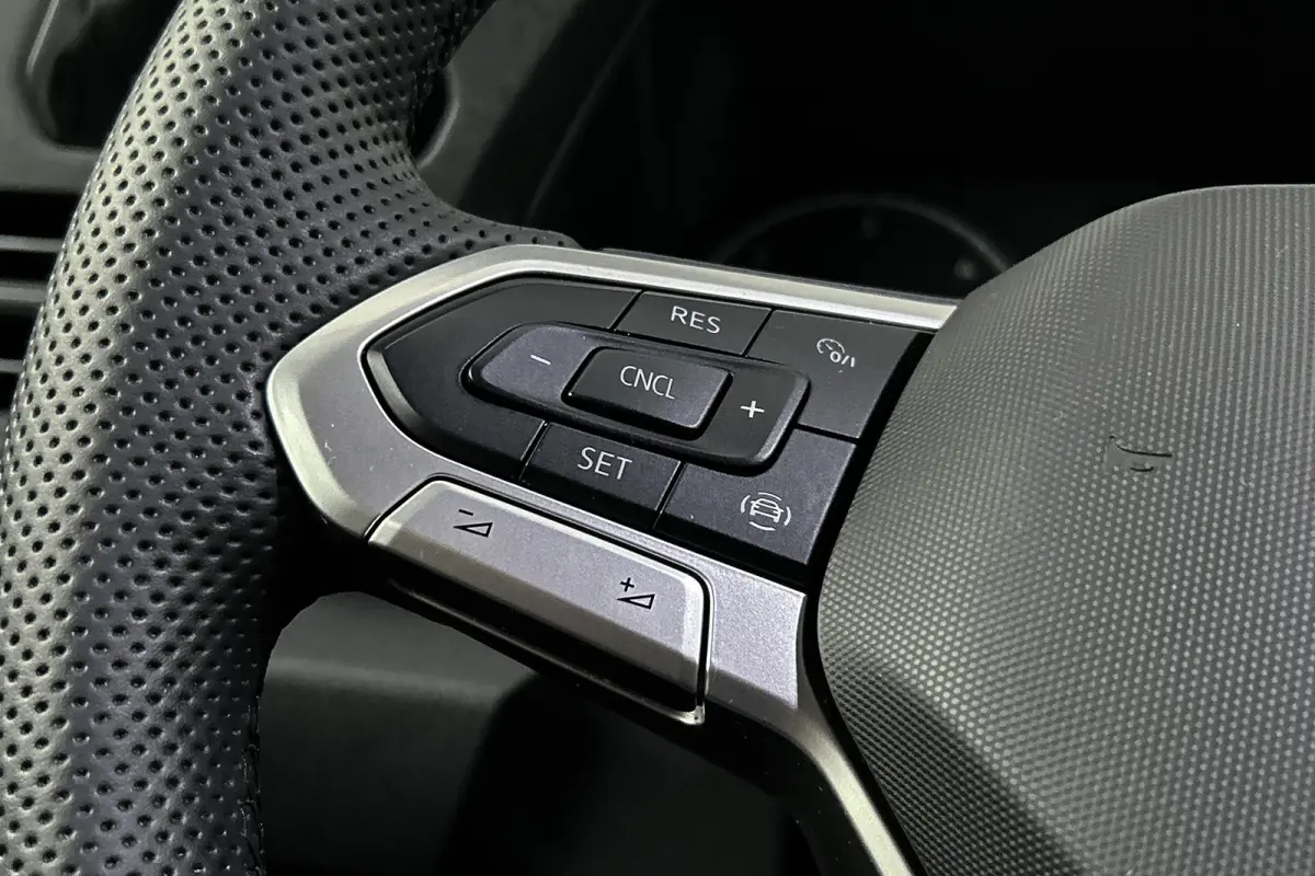 2.0 TDI Comfort | Cruise control | Lichtmetalen velgen | Airco | Parkeersensoren