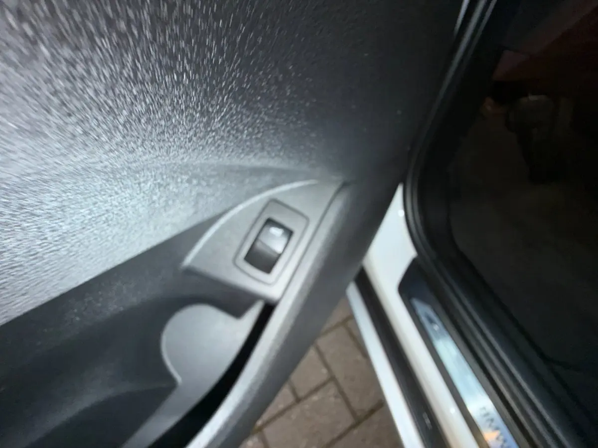 XDrive25i Centennial High Executive / Pano / Head-Up / Camera / Harman Kardon / Trekhaak / Sportleder / Zeer nette Auto !!.