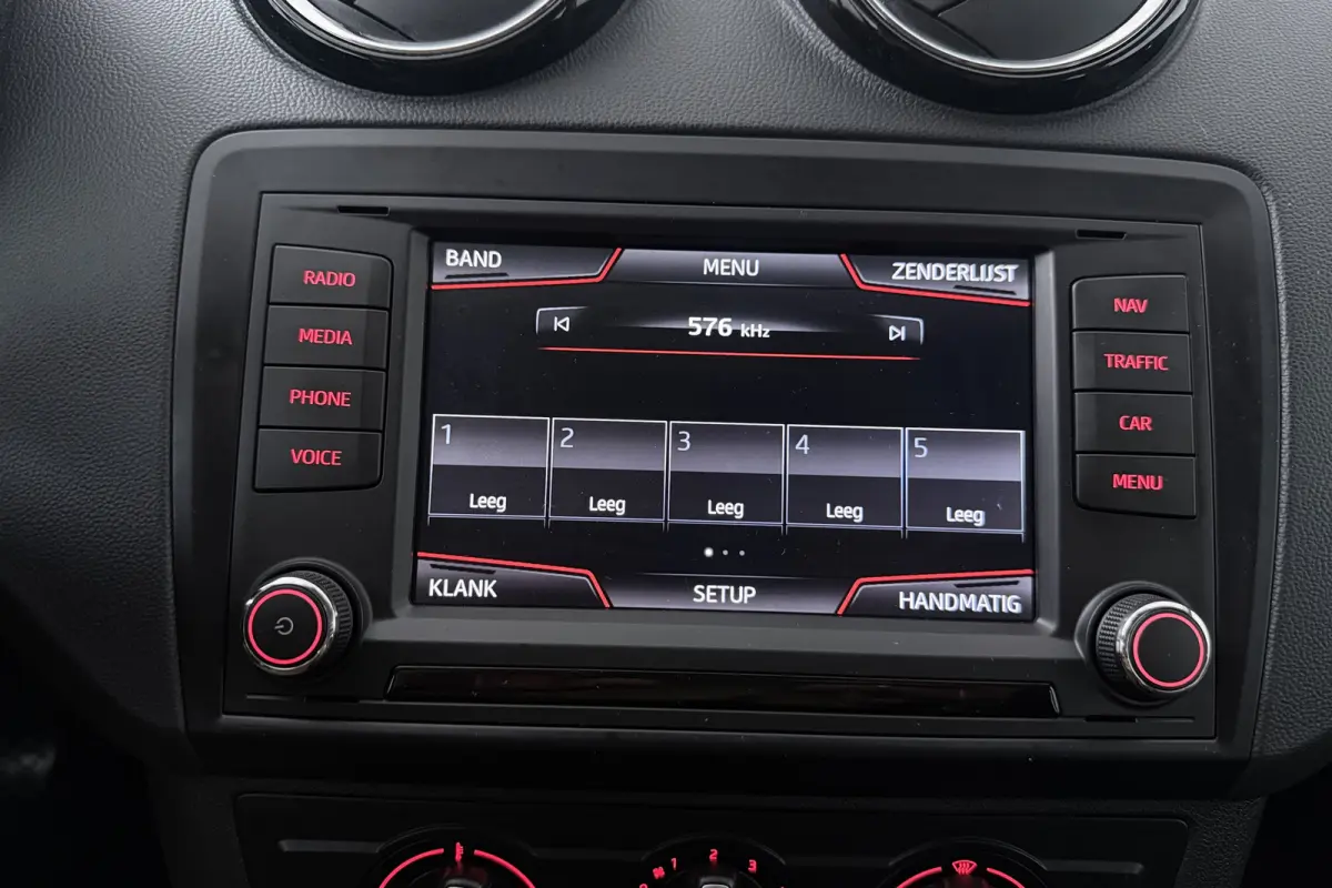1.0 EcoTSI Style Connect