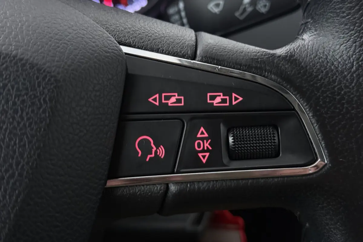 1.0 EcoTSI Style Connect