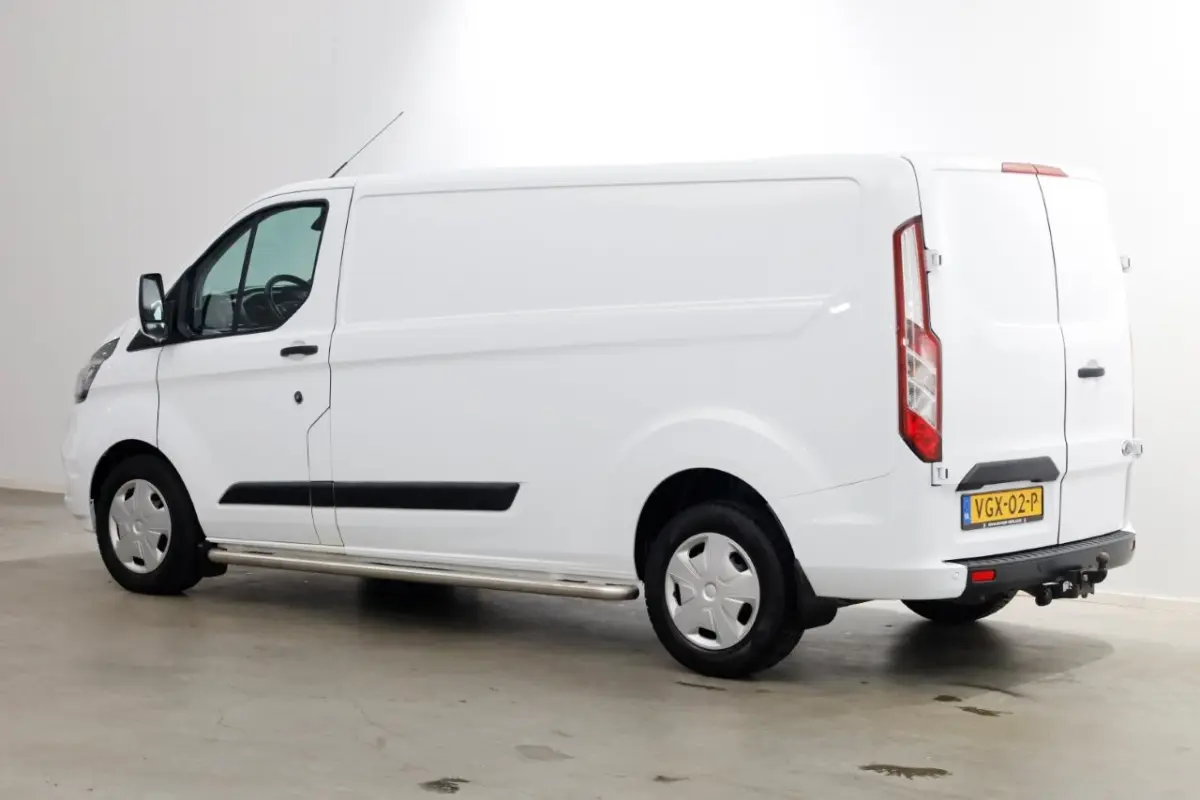 340 2.0 TDCI 130pk L2H1 Trend Airco/Trekhaak 2800kg/230V 09-2020