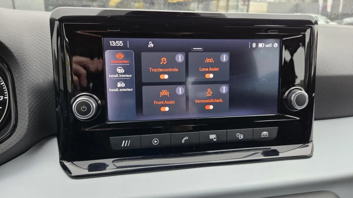 1.0 EcoTSI Style Carplay Cruise Control Climate Control LED Koplampen