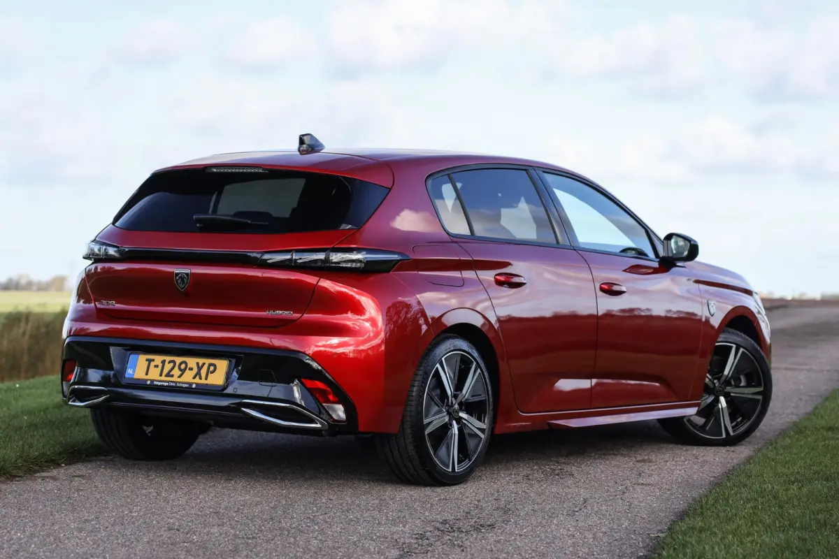 1.6 Plug-in Hybrid 225PK GT ✅ LED ✅ 360 ✅ ACC