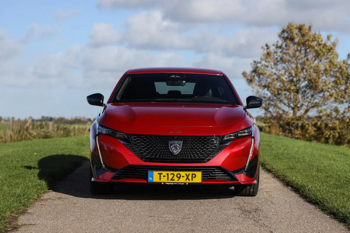 1.6 Plug-in Hybrid 225PK GT ✅ LED ✅ 360 ✅ ACC