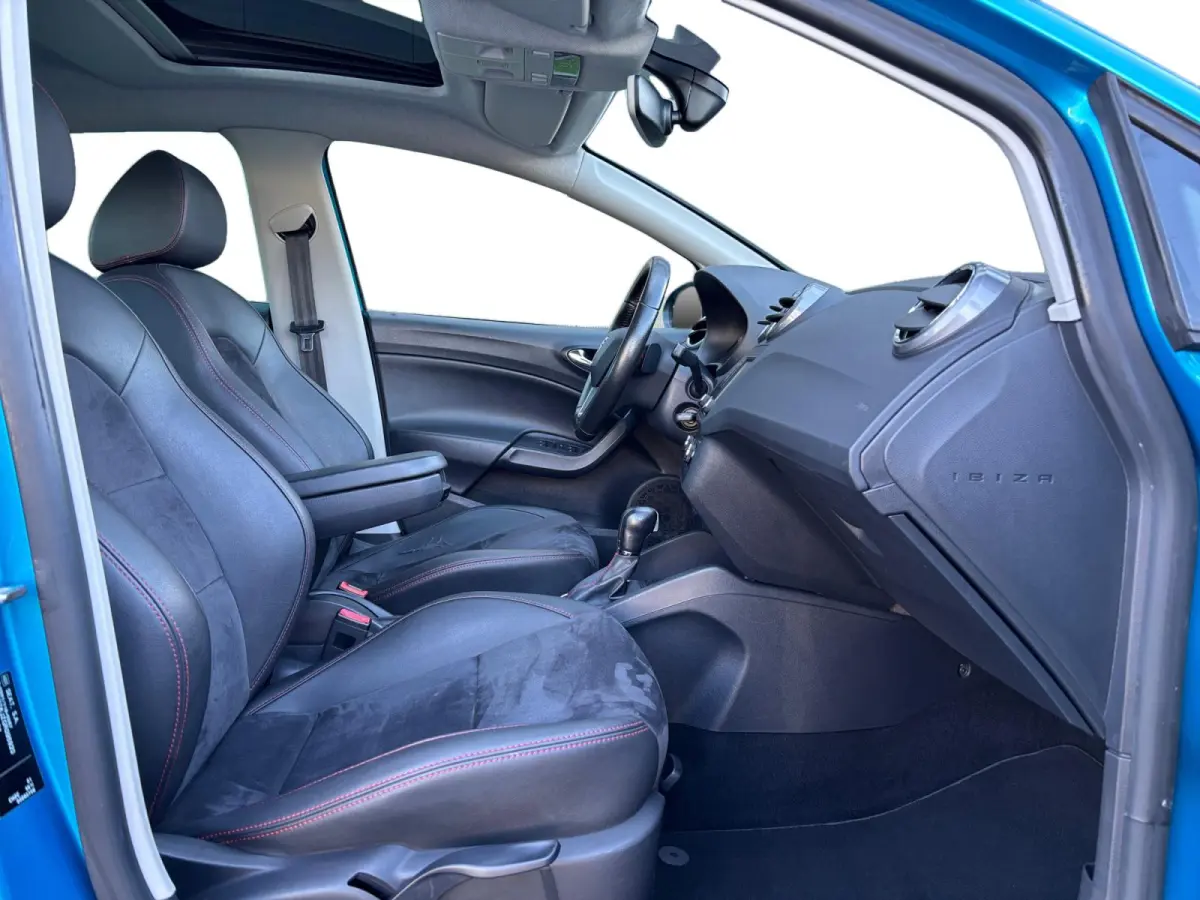1.0 EcoTSI FR Connect ✅ Pano ✅ Leder ✅ CarPlay