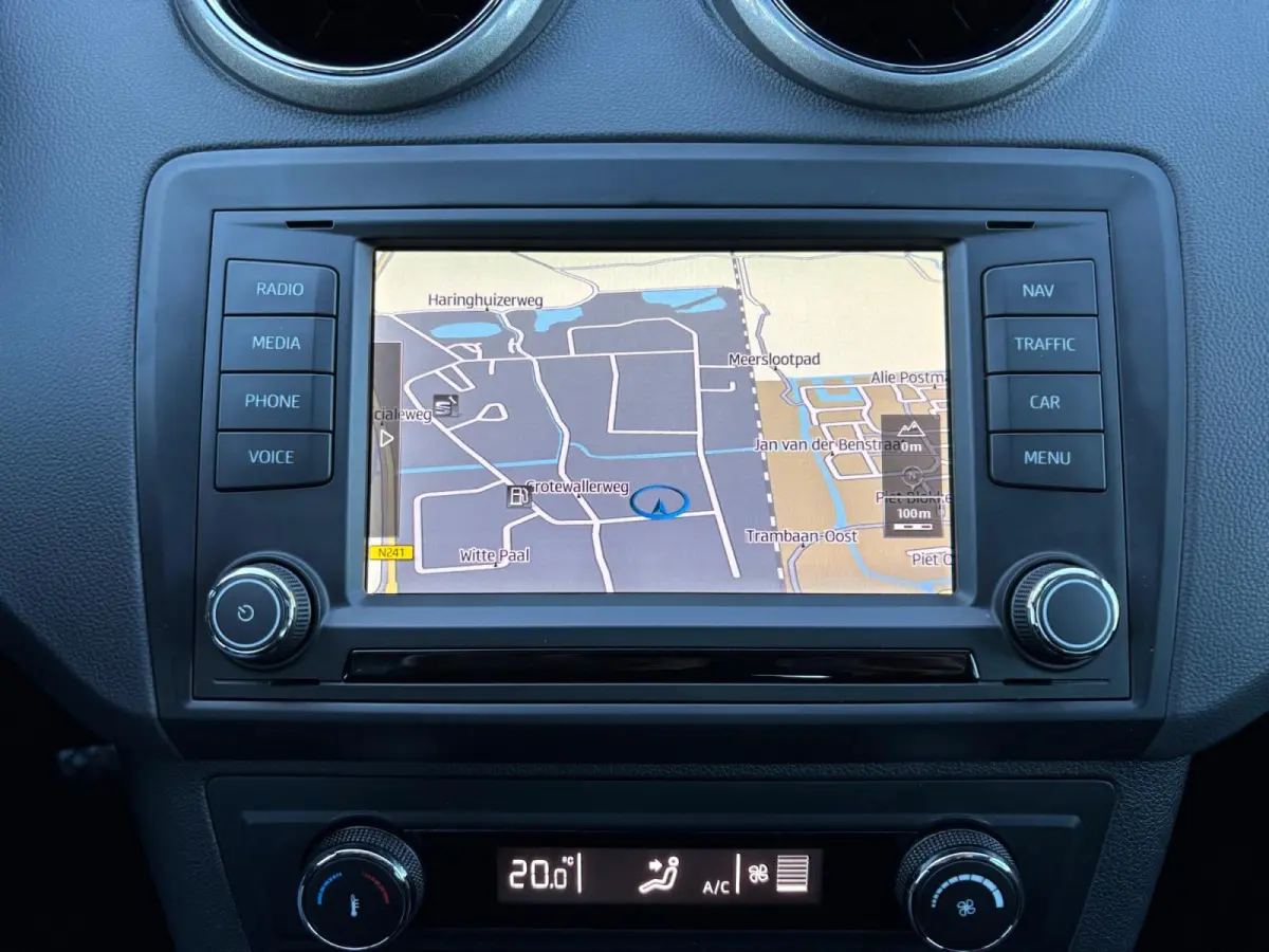 1.0 EcoTSI FR Connect ✅ Pano ✅ Leder ✅ CarPlay