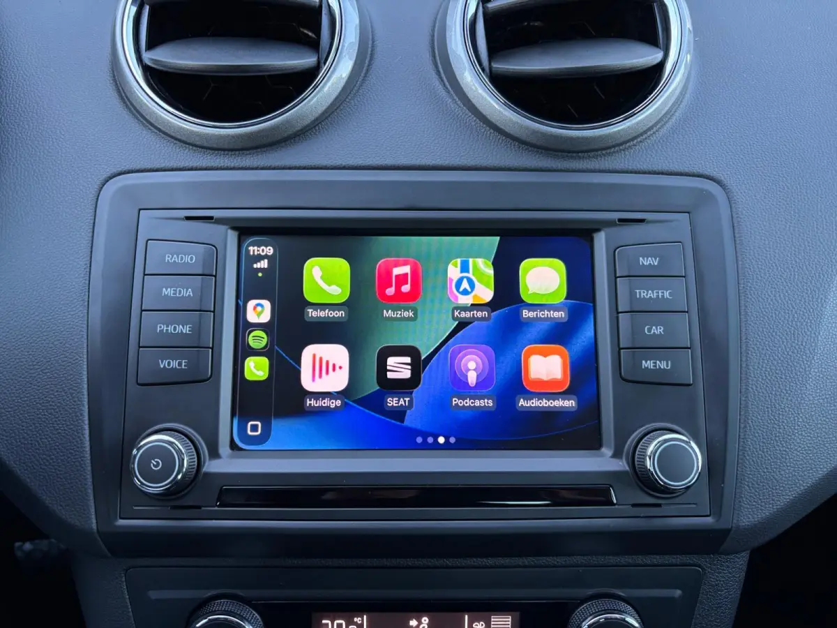 1.0 EcoTSI FR Connect ✅ Pano ✅ Leder ✅ CarPlay