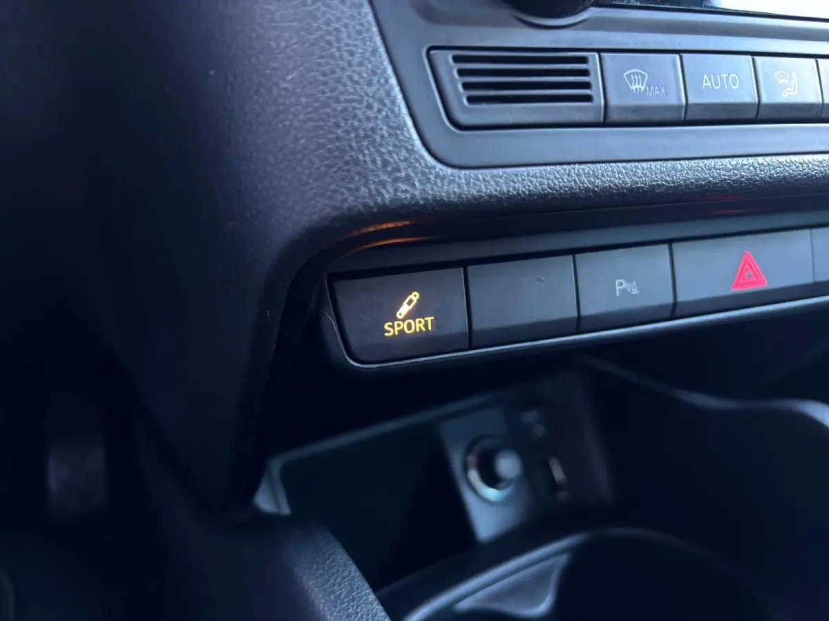 1.0 EcoTSI FR Connect ✅ Pano ✅ Leder ✅ CarPlay