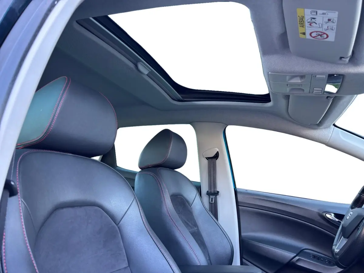 1.0 EcoTSI FR Connect ✅ Pano ✅ Leder ✅ CarPlay