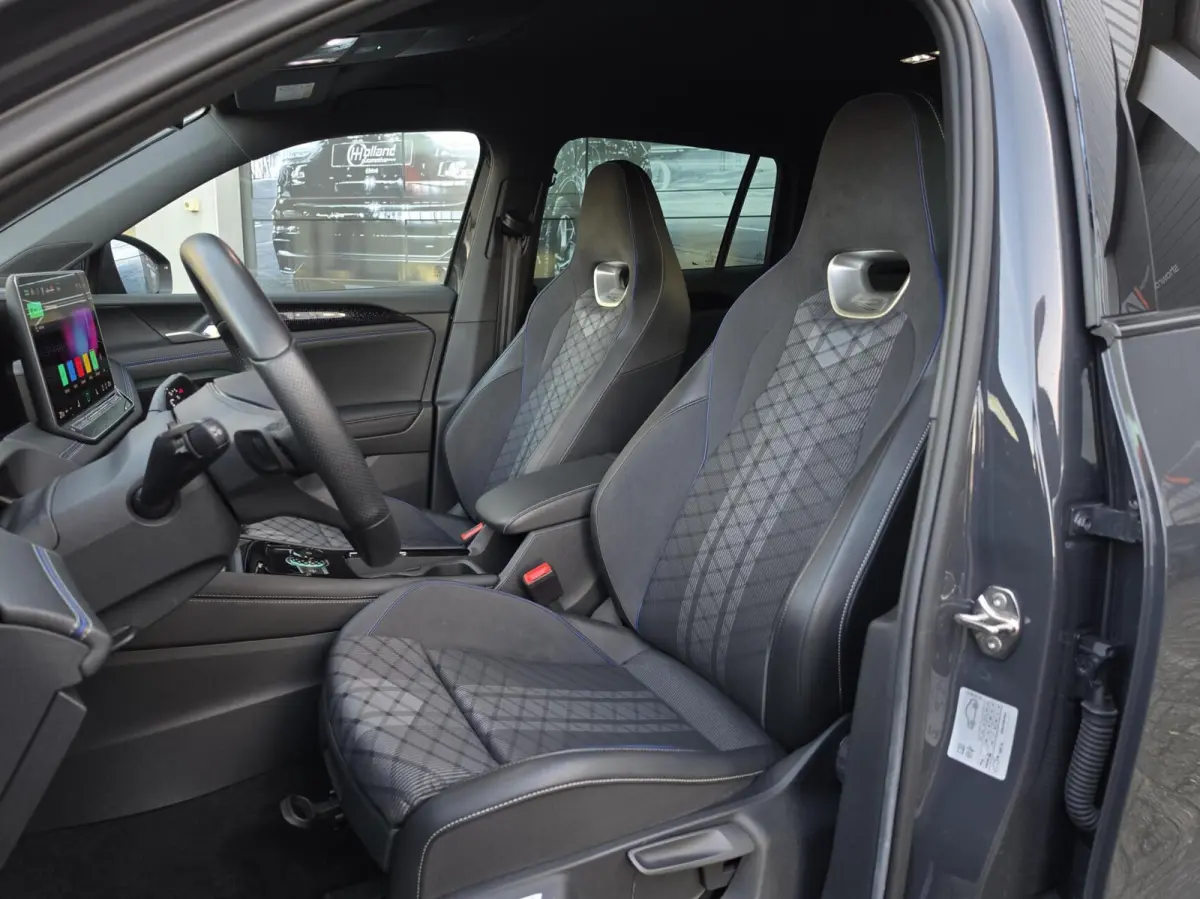 1.5 eTSI R-Line Edition|360cam|ACC|Massage|Sfeerverlichting