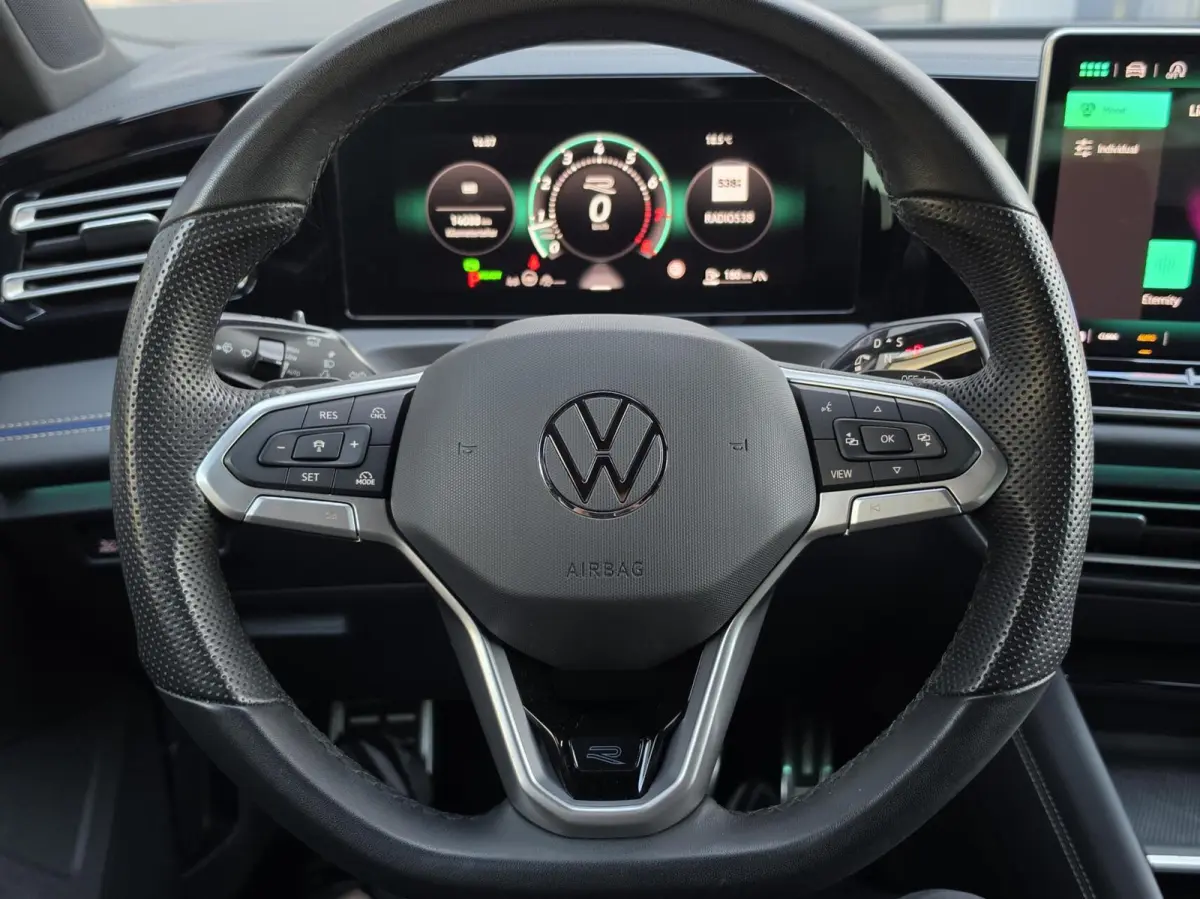 1.5 eTSI R-Line Edition|360cam|ACC|Massage|Sfeerverlichting