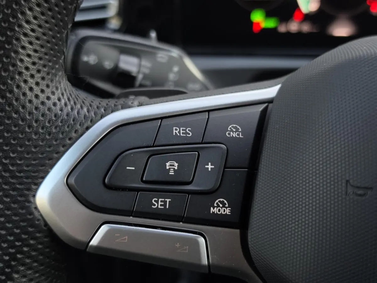 1.5 eTSI R-Line Edition|360cam|ACC|Massage|Sfeerverlichting