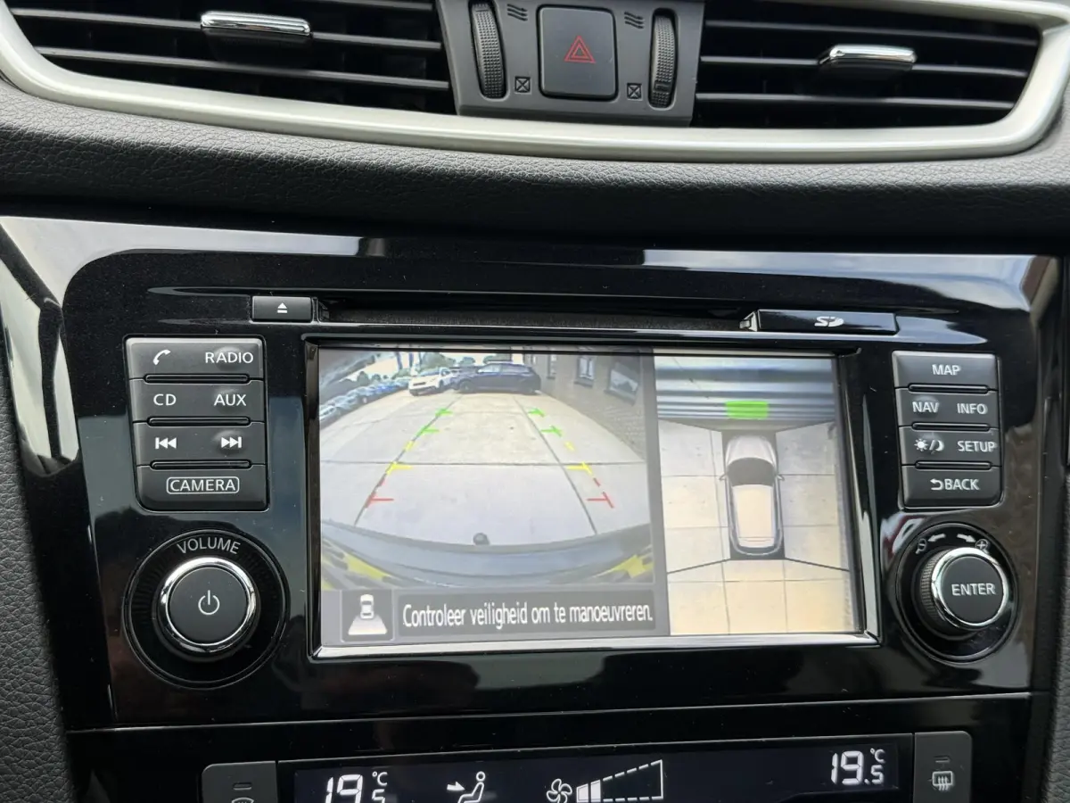 1.2 N-Connecta Navi|Pano|Camera|Trekhaak|PDC V+A|Cruise|Clima|Lm velgen|Elek ramen|N.A.P|APK tot 06-2027