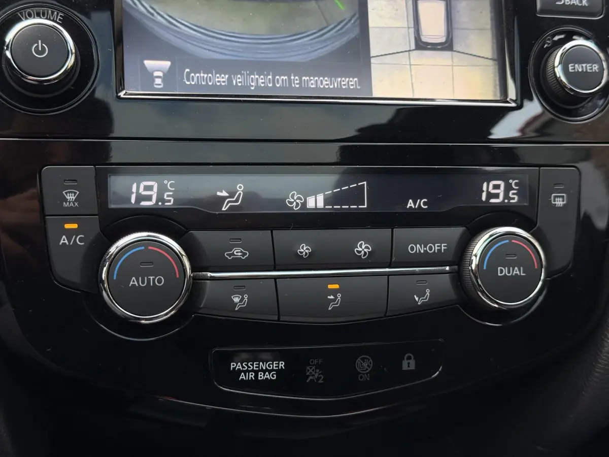 1.2 N-Connecta Navi|Pano|Camera|Trekhaak|PDC V+A|Cruise|Clima|Lm velgen|Elek ramen|N.A.P|APK tot 06-2027