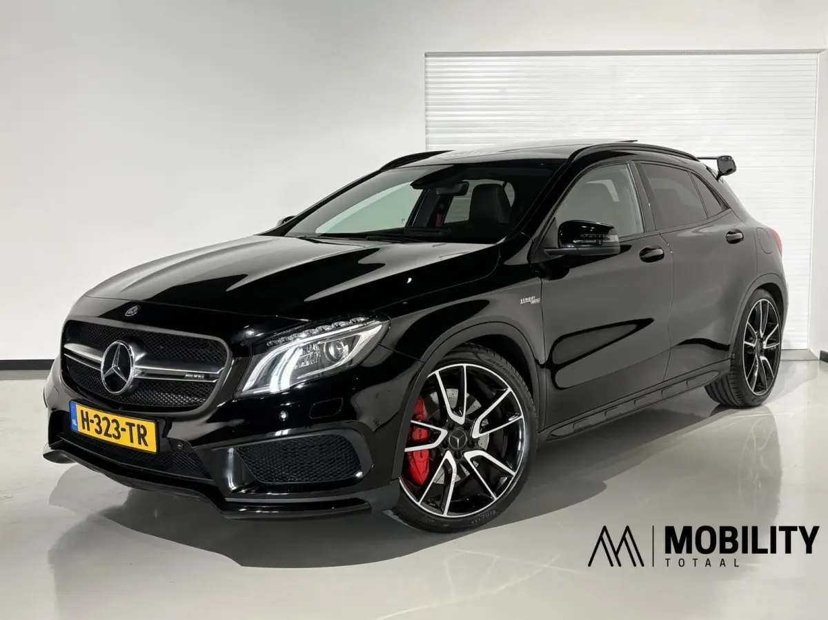 AMG 45 4MATIC |VOL|PANODAK|20 inch|H&K|Camera|Keyless|Memory|