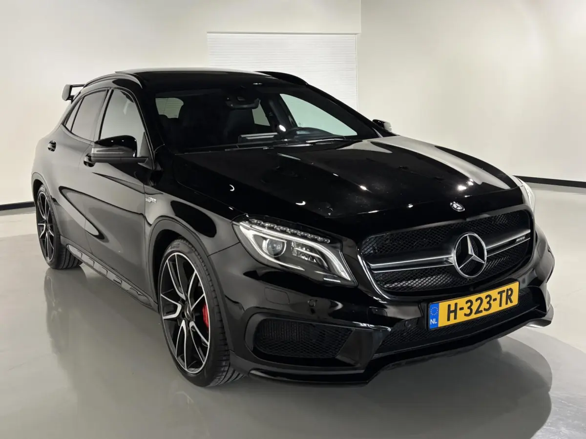 AMG 45 4MATIC |VOL|PANODAK|20 inch|H&K|Camera|Keyless|Memory|