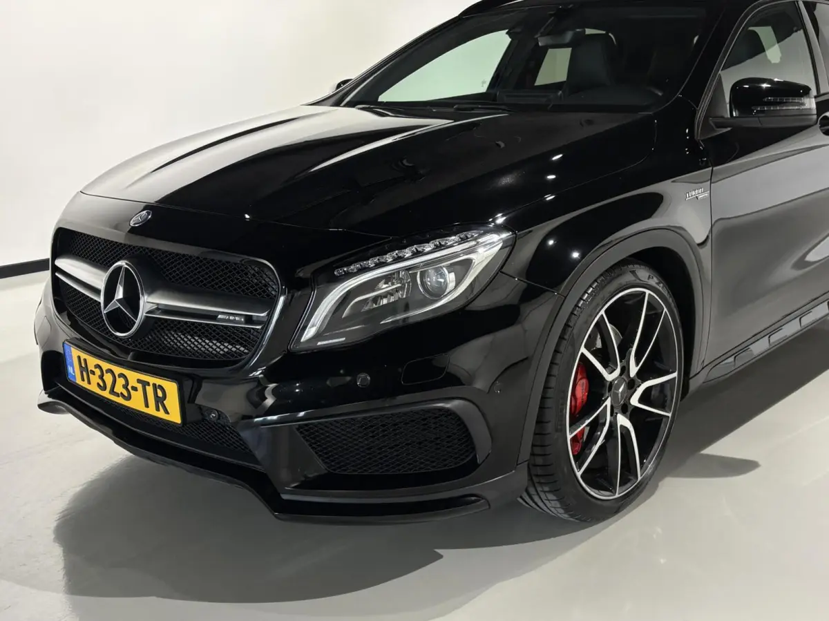 AMG 45 4MATIC |VOL|PANODAK|20 inch|H&K|Camera|Keyless|Memory|