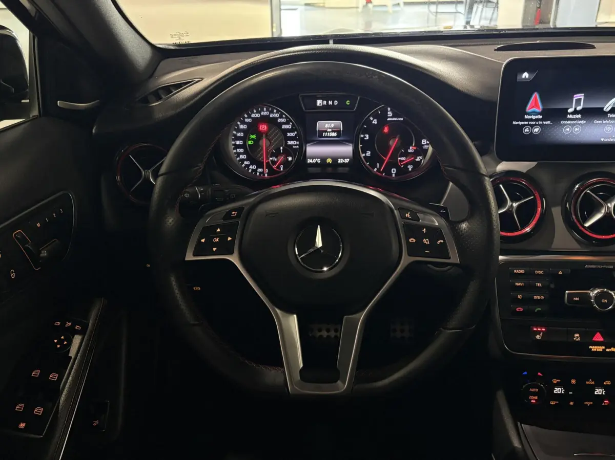 AMG 45 4MATIC |VOL|PANODAK|20 inch|H&K|Camera|Keyless|Memory|