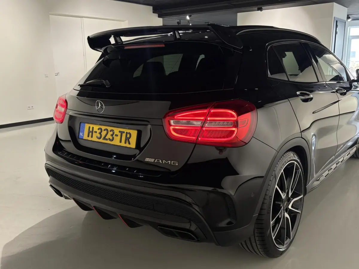 AMG 45 4MATIC |VOL|PANODAK|20 inch|H&K|Camera|Keyless|Memory|