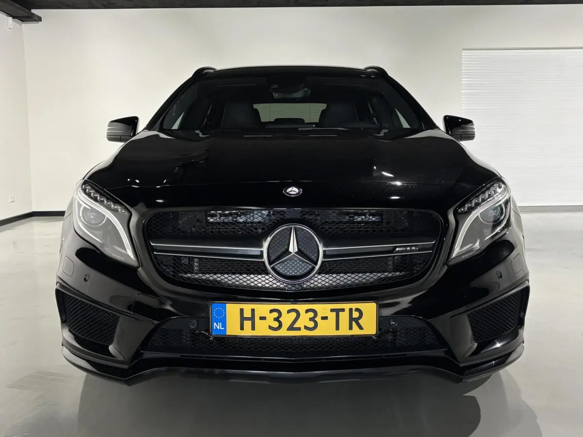 AMG 45 4MATIC |VOL|PANODAK|20 inch|H&K|Camera|Keyless|Memory|